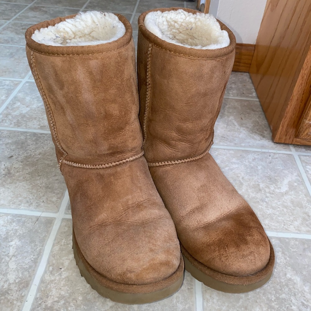 UGGs